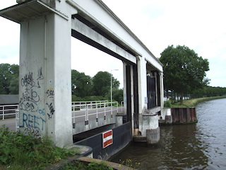 Keersluis van het Amsterdam-Rijnkanaal in het Nieuwe Diep bij Amsterdam.